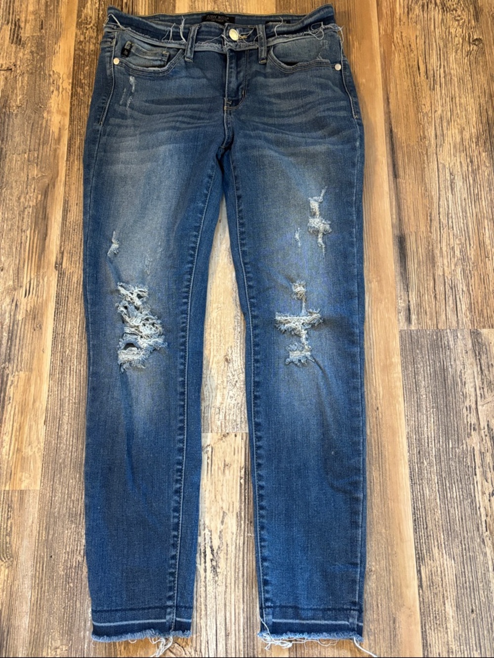 Judy Blue Distressed & Frayed Skinny Fit Jeans - Size 5/27